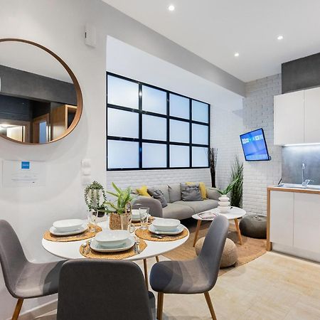 Central Kolonaki Flat C - Greecing Афины Экстерьер фото