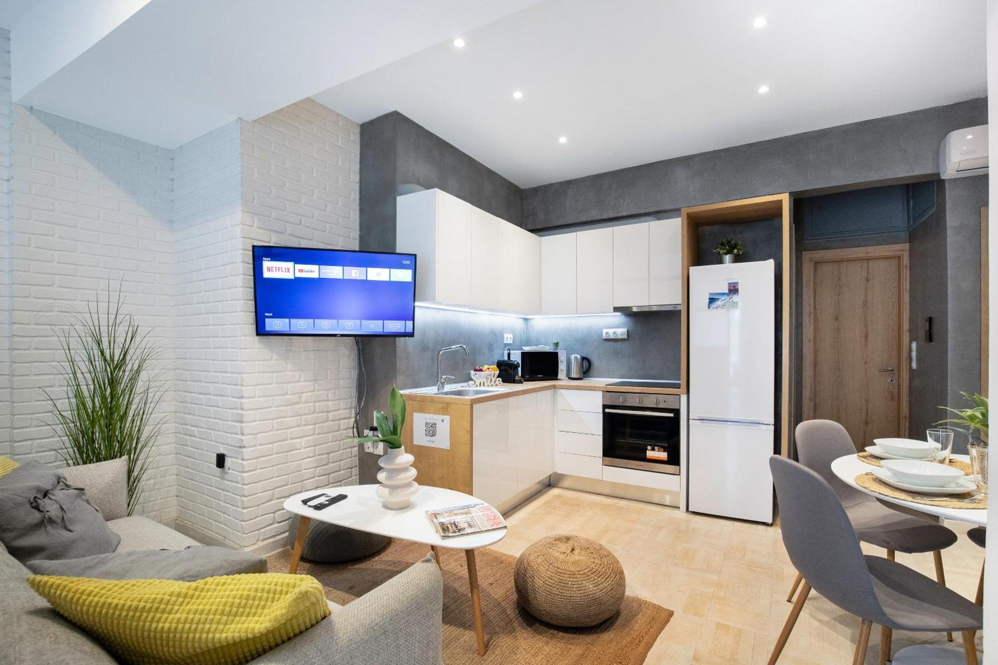 Central Kolonaki Flat C - Greecing Афины Экстерьер фото